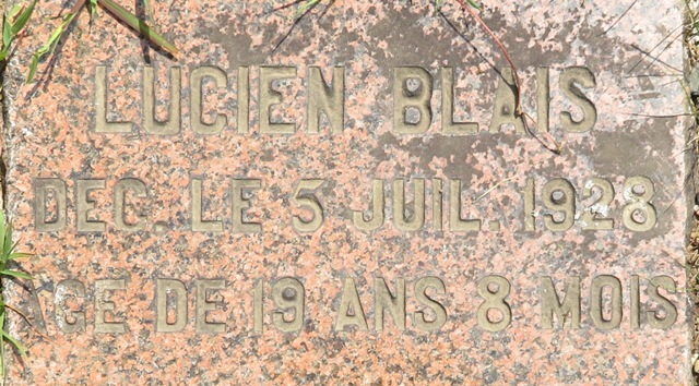 plaques\lot644_3.jpg